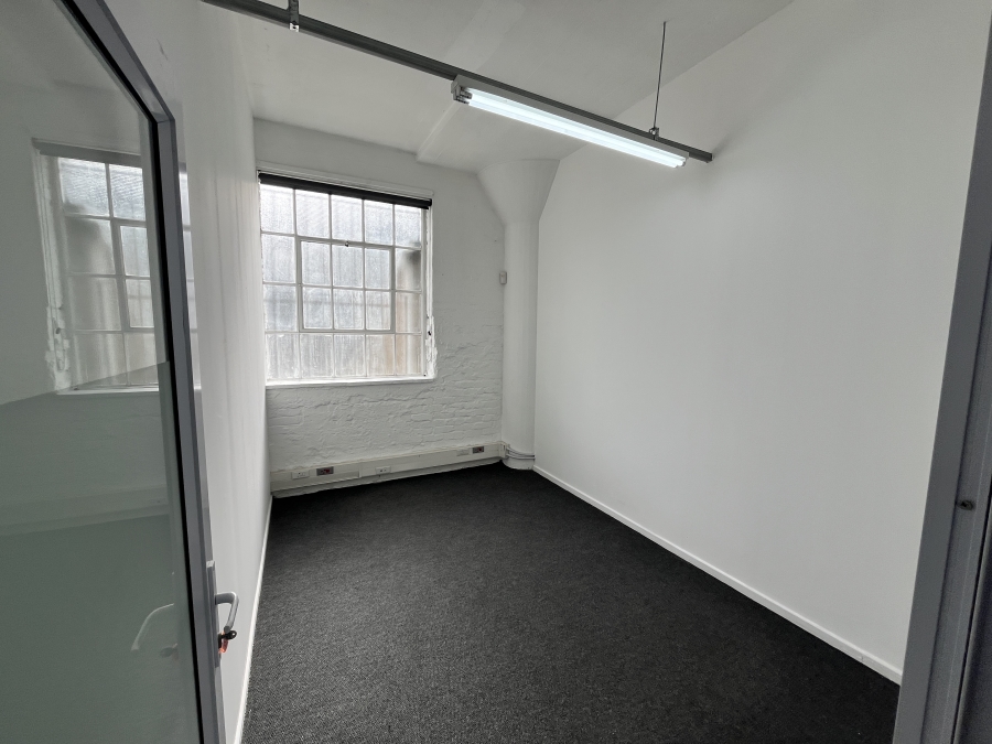 To Let commercial Property for Rent in Paarden Eiland Western Cape